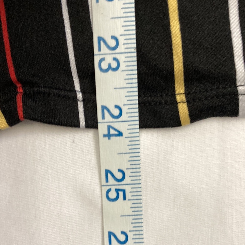 Simply Vera Wang Black Striped Pajama Top Small - Picture 8 of 8